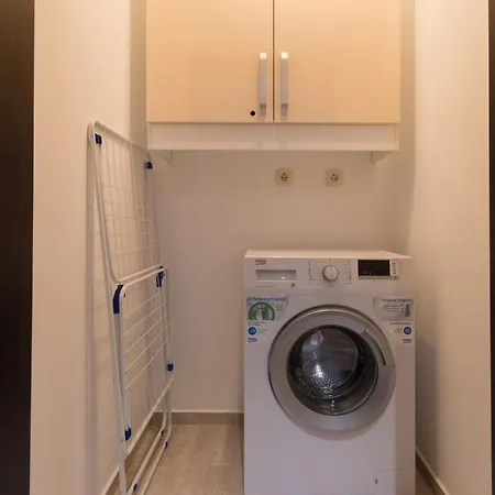 Triumph * فارنا